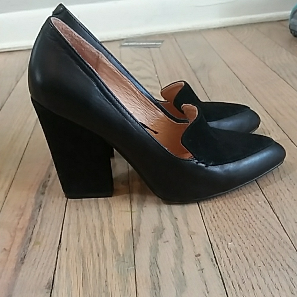 H&M designer line genuine Leather Heels - Picture 2 of 7